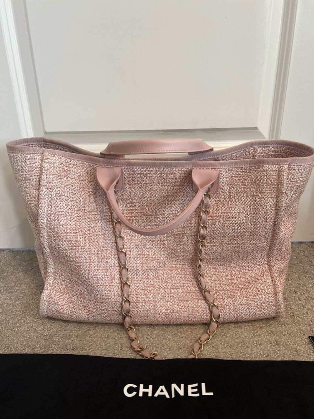 Chanel pink deauville with top handle tote bag - Picture 2 of 12